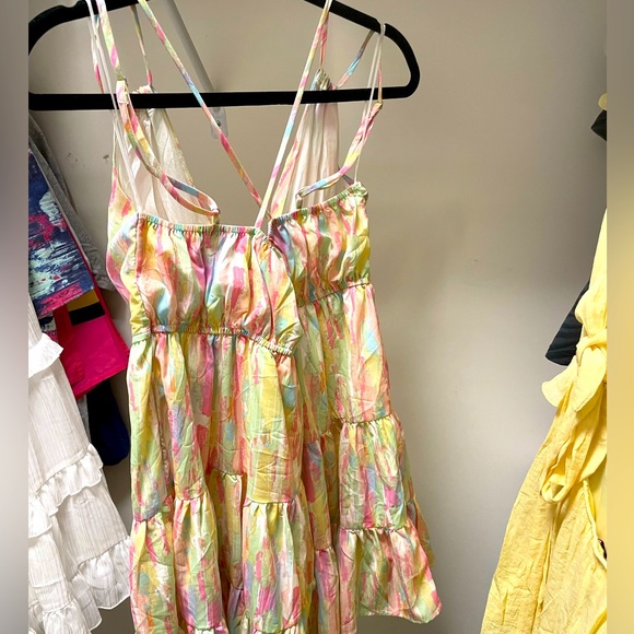 Boutique crisscross back dress - Picture 2 of 3